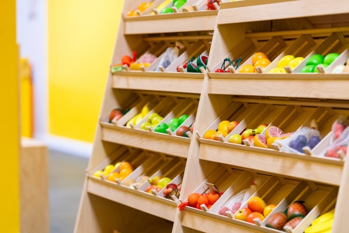 YE-Palomano-210925-Market-12